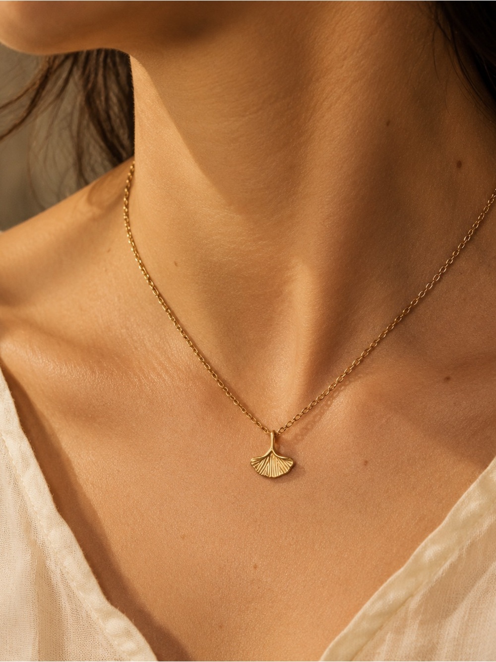 Anthropologie Gold Ginkgo Leaf Pendant Necklace
